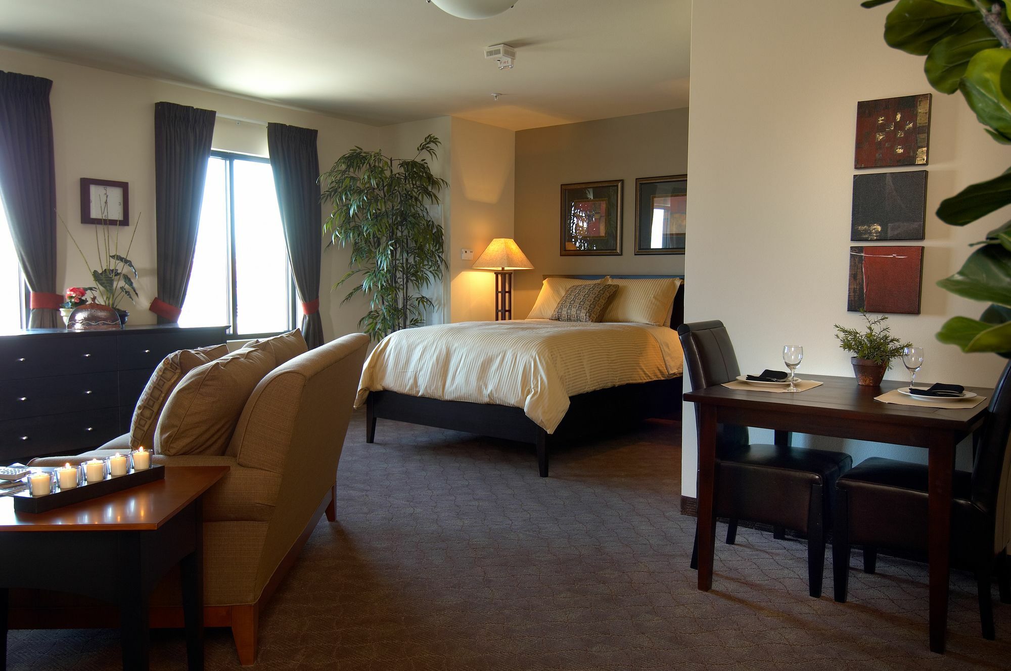 South Walton Suites And Spa - بنتونفيل المظهر الخارجي الصورة